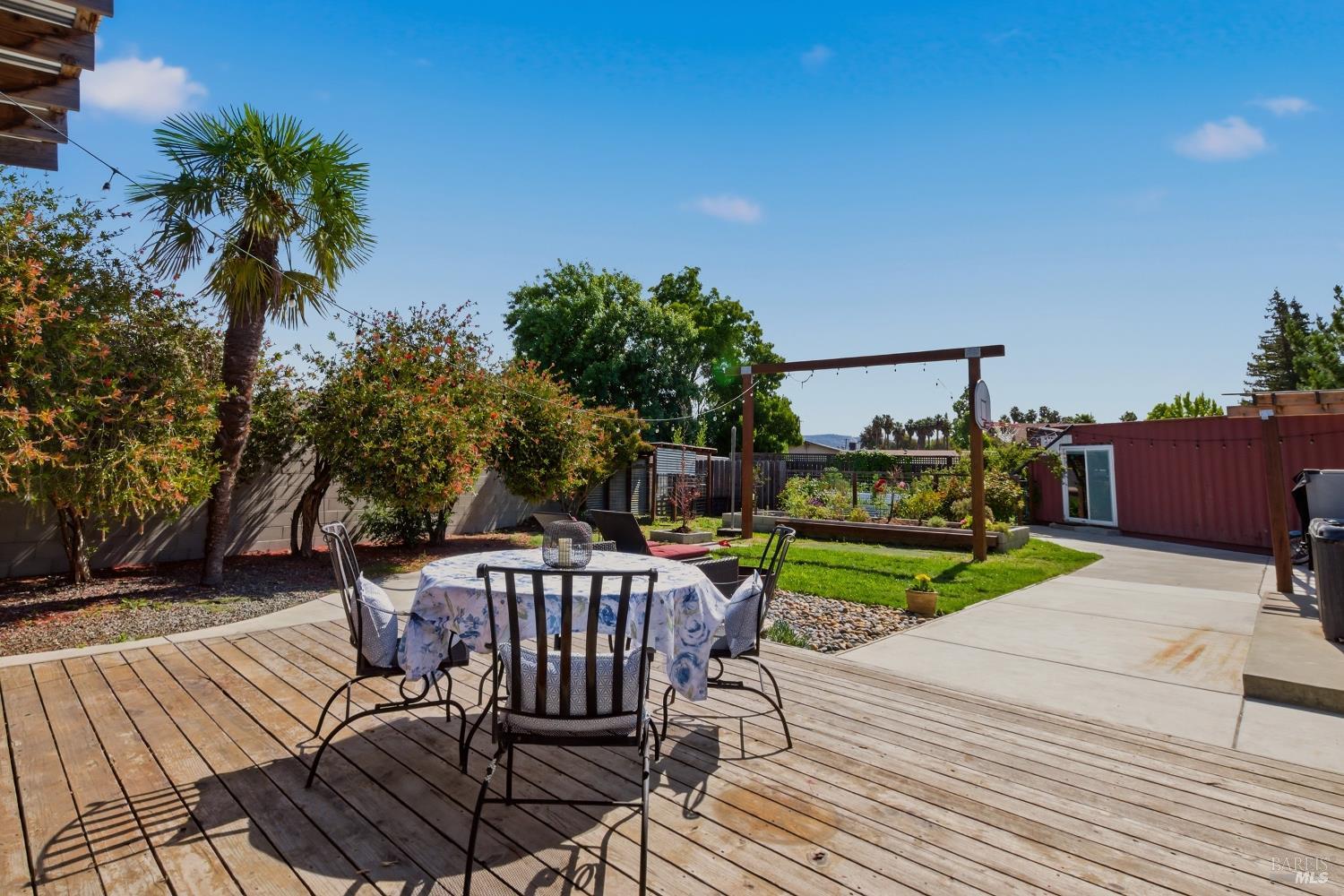 2720 Hilltop Drive