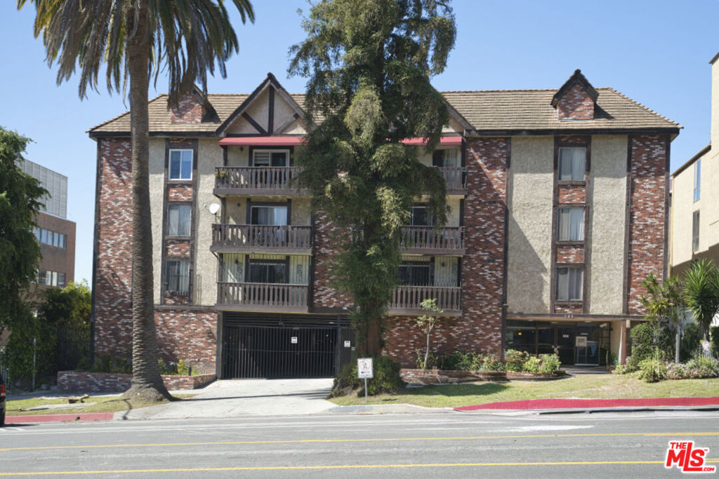 525 S La Fayette Park Place 207