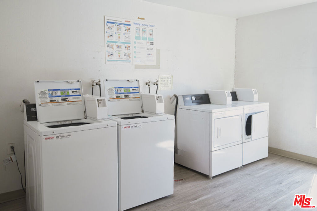 525 S La Fayette Park Place 207