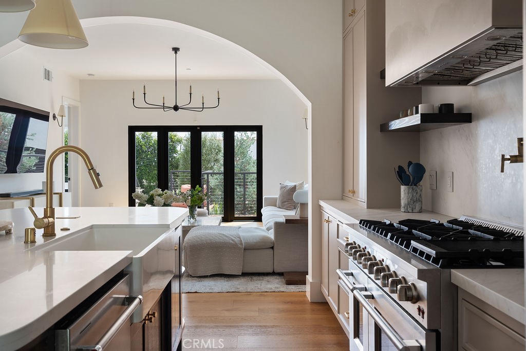 5142 Brynhurst Avenue