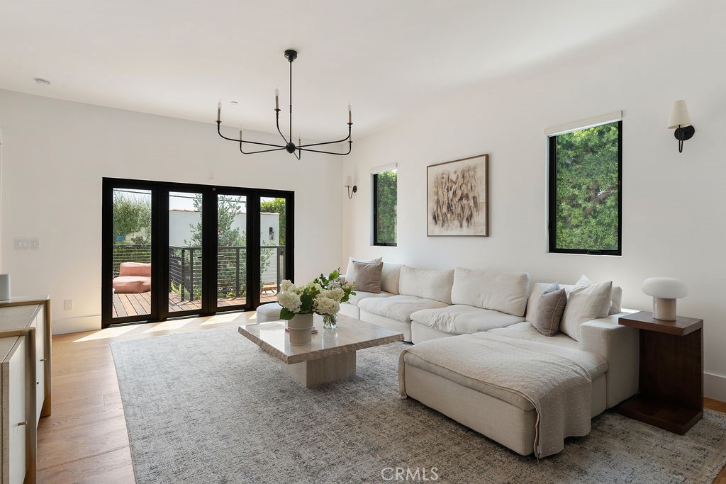 5142 Brynhurst Avenue