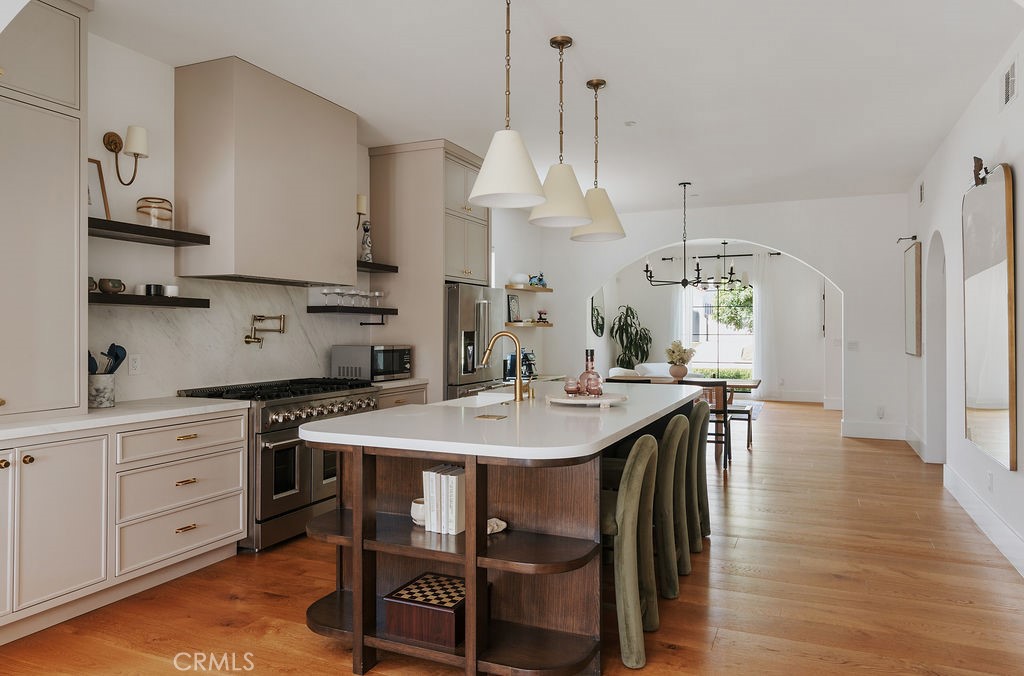 5142 Brynhurst Avenue