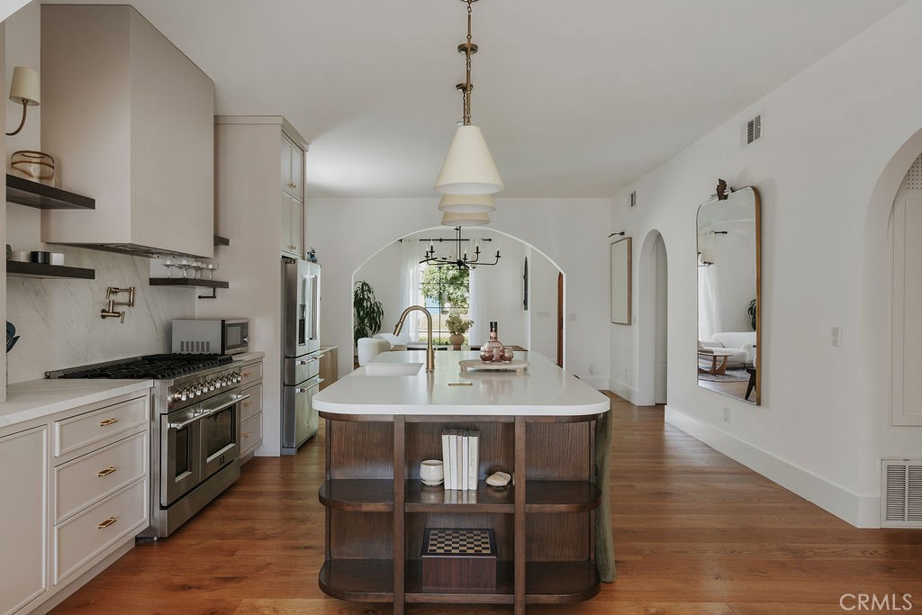 5142 Brynhurst Avenue