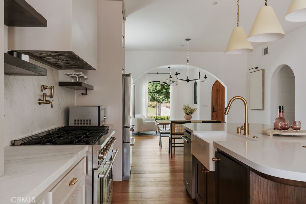 5142 Brynhurst Avenue