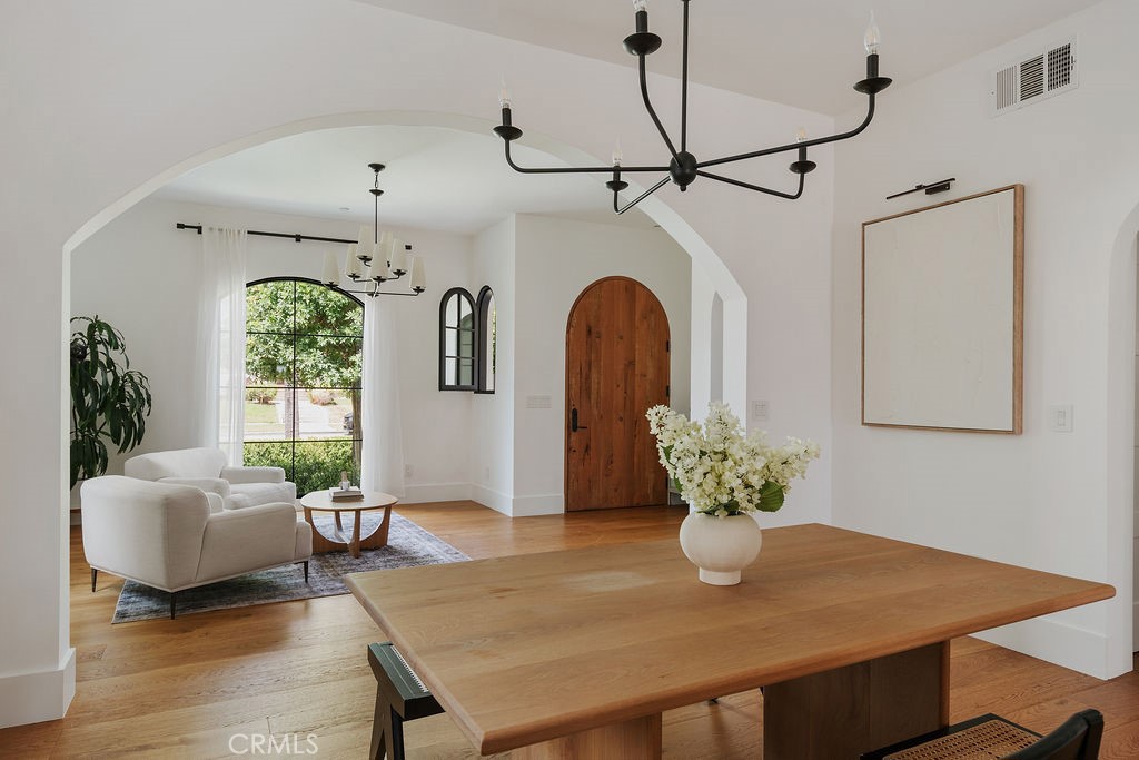 5142 Brynhurst Avenue