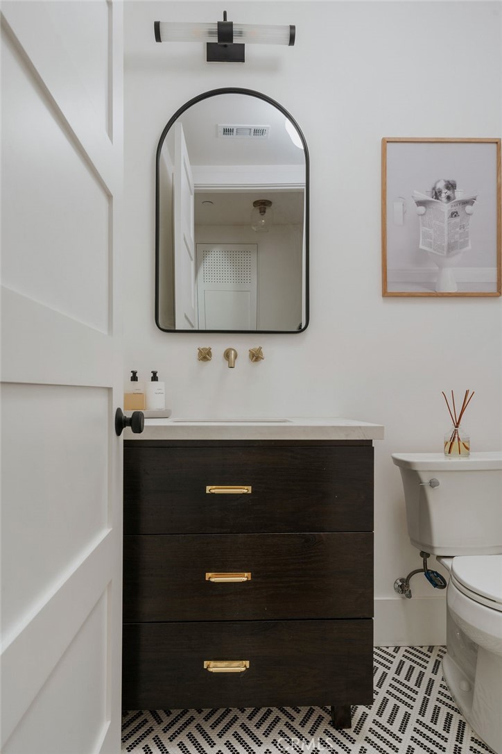 5142 Brynhurst Avenue