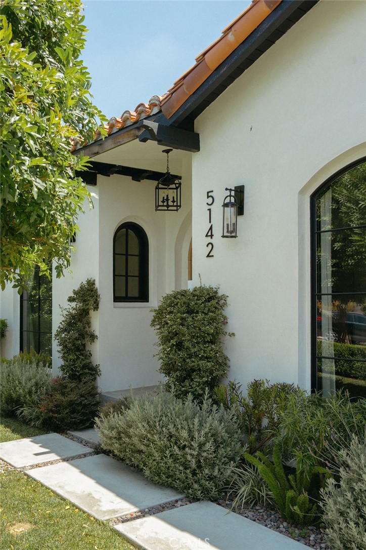 5142 Brynhurst Avenue