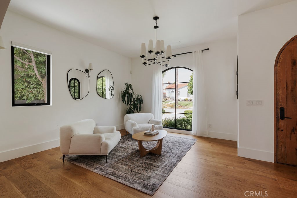 5142 Brynhurst Avenue