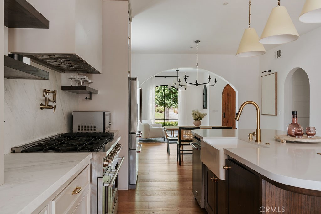 5142 Brynhurst Avenue