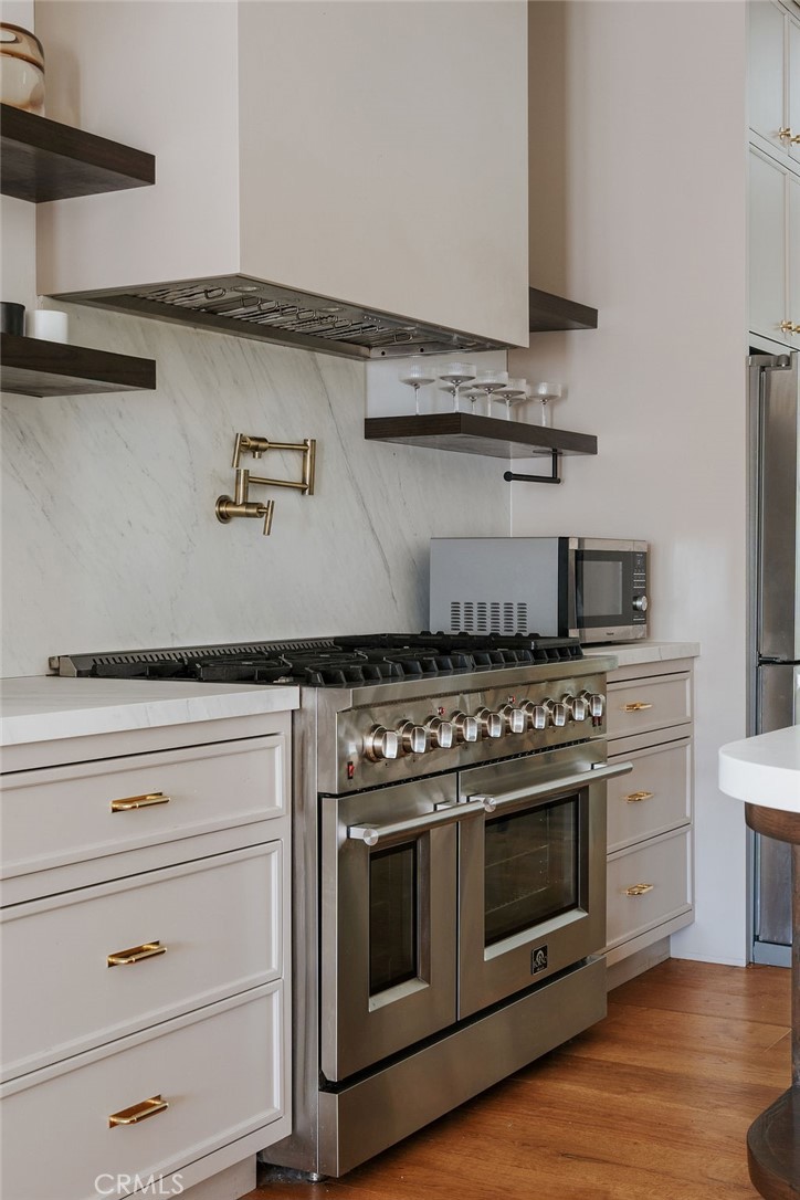 5142 Brynhurst Avenue