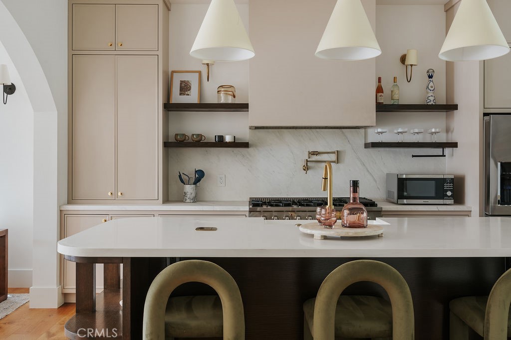 5142 Brynhurst Avenue