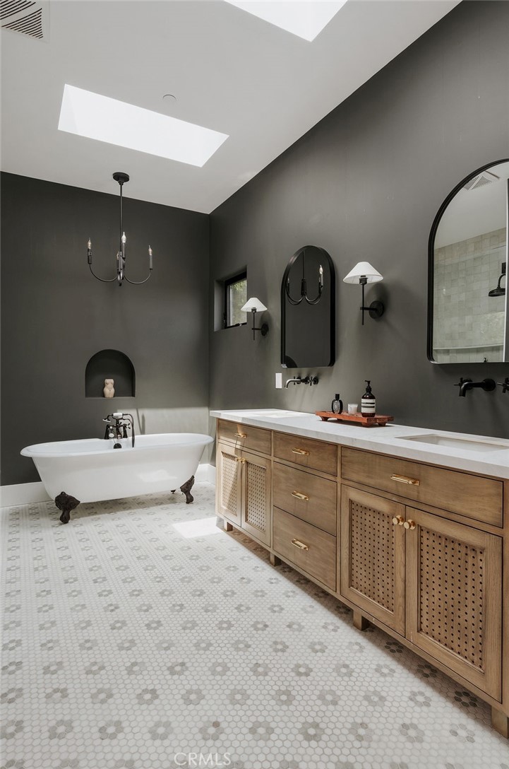 5142 Brynhurst Avenue