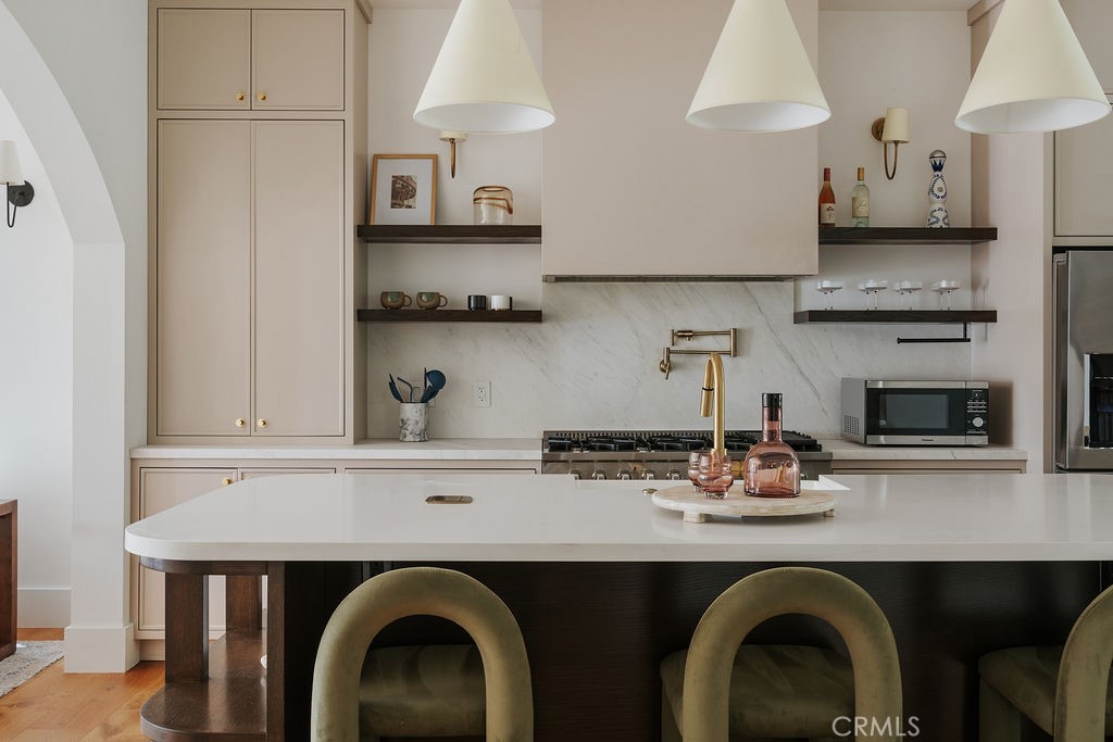 5142 Brynhurst Avenue