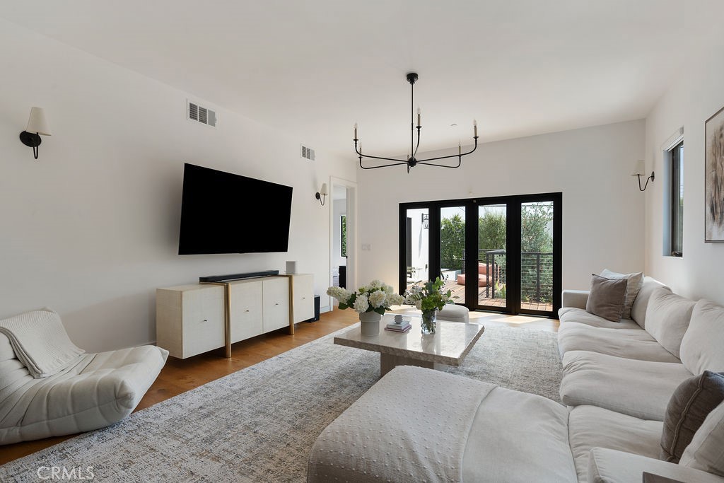 5142 Brynhurst Avenue