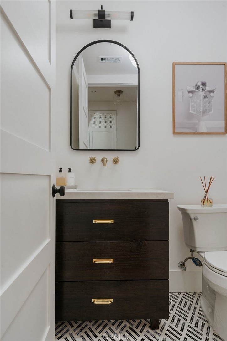 5142 Brynhurst Avenue