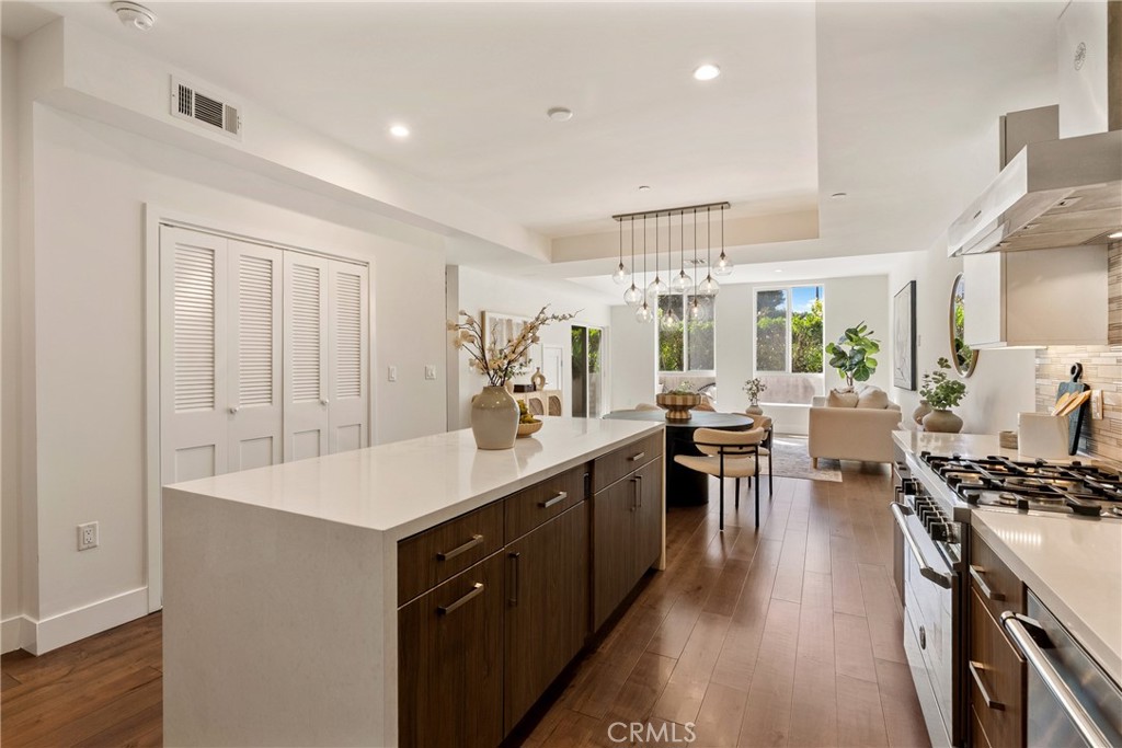 3715 San Marino Street 105