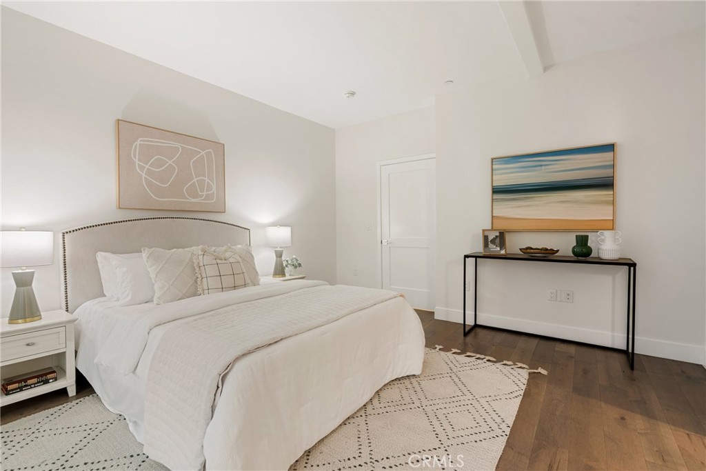 3715 San Marino Street 105