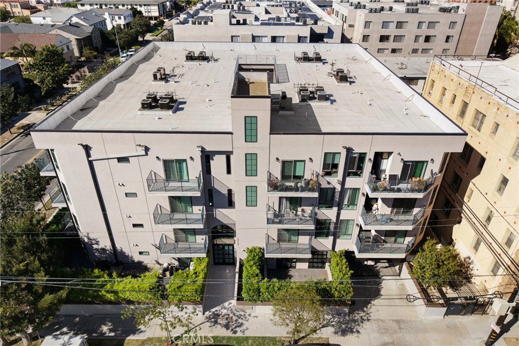 3715 San Marino Street 105