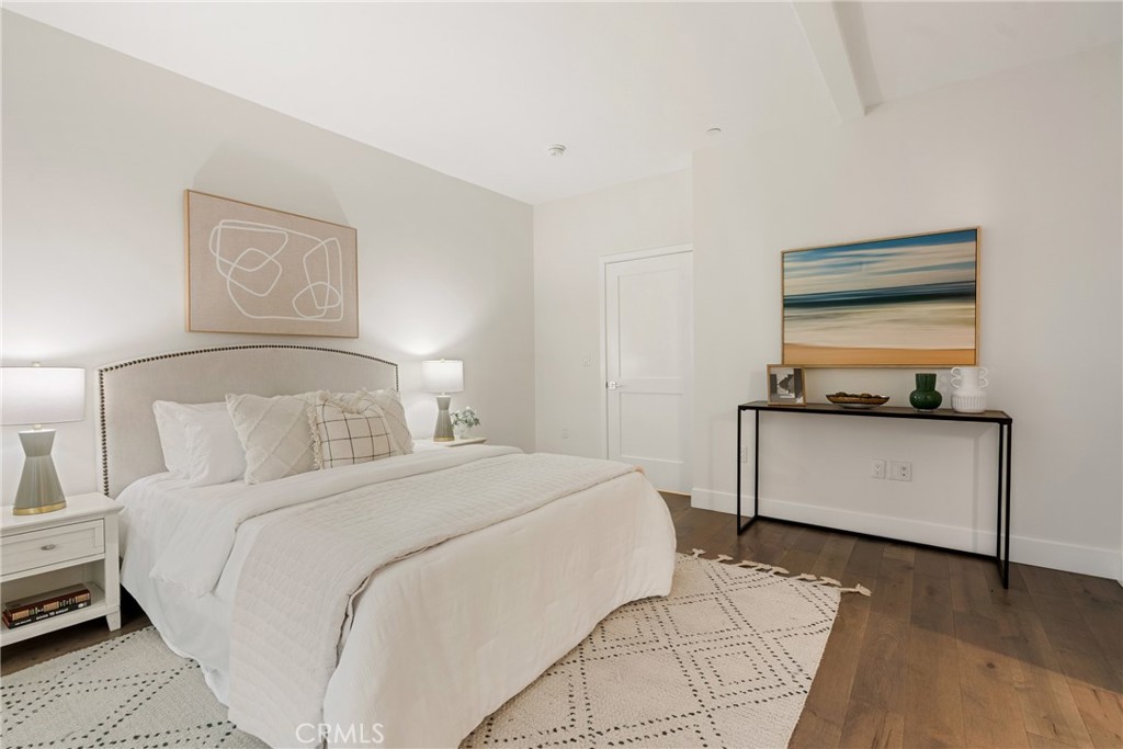 3715 San Marino Street 105