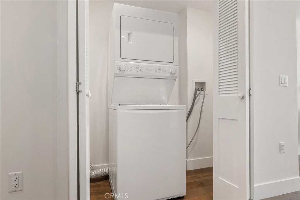 3715 San Marino Street 105