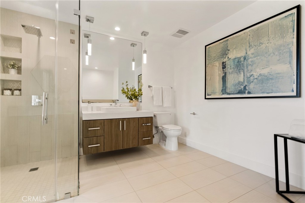 3715 San Marino Street 105