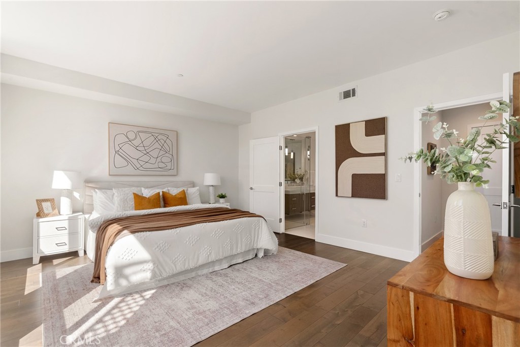 3715 San Marino Street 105