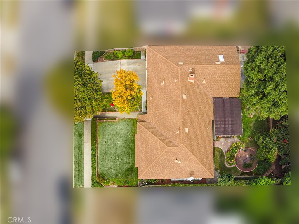 2954 Gladstone Street