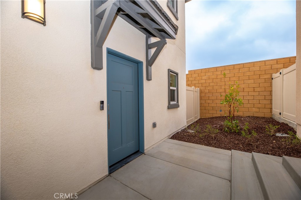 8189 Amerena Way