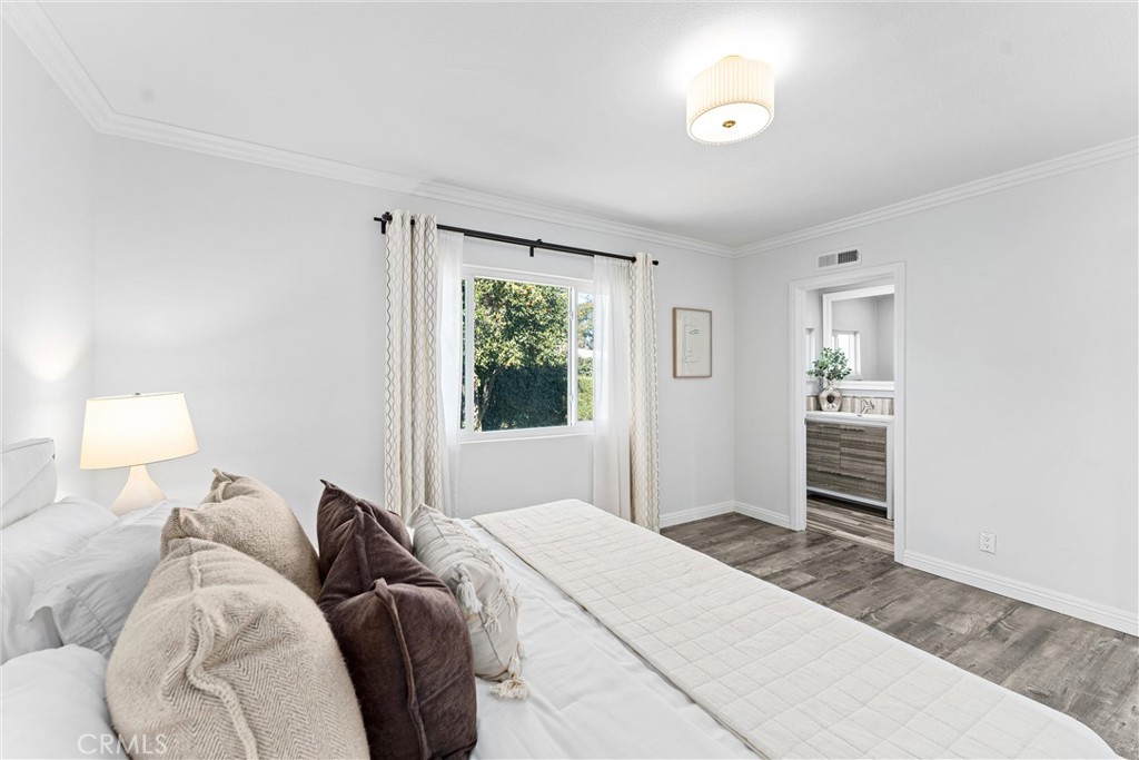 757 S Evanwood Avenue