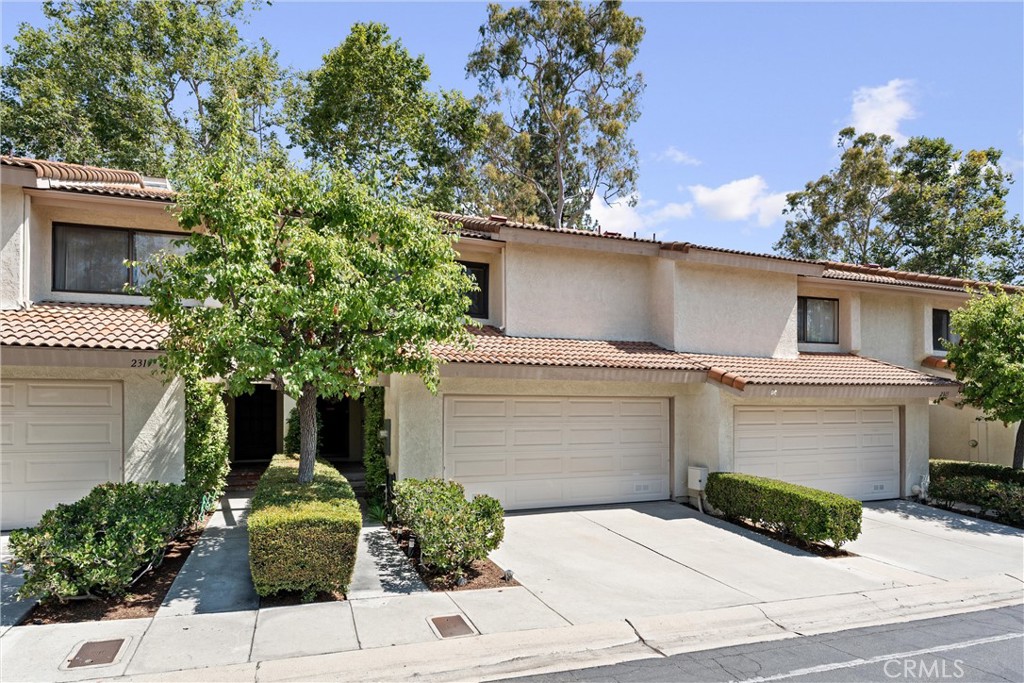 2317 Sandbar Drive 204