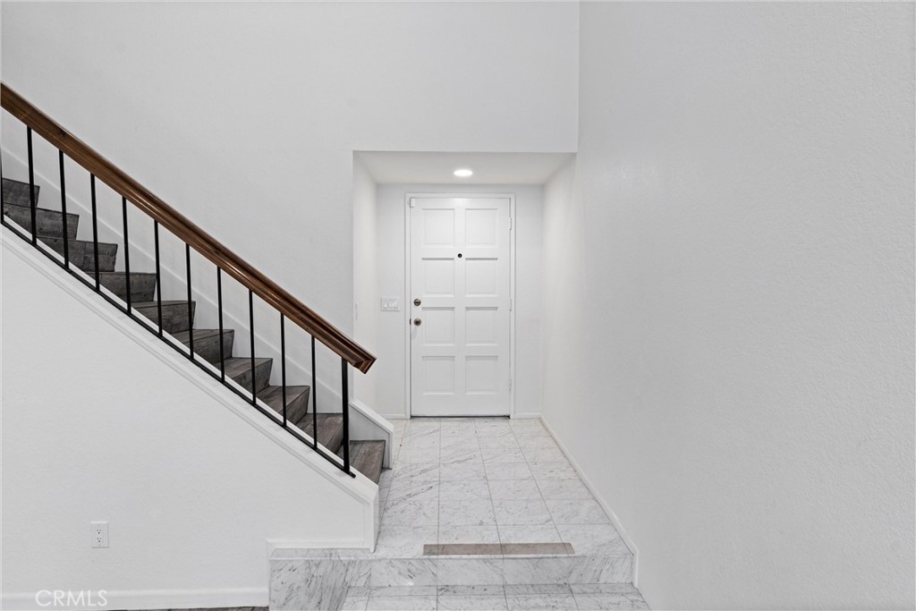 2317 Sandbar Drive 204