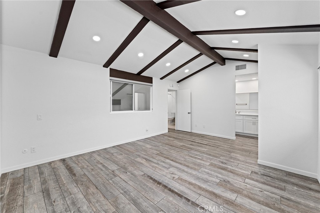 2317 Sandbar Drive 204