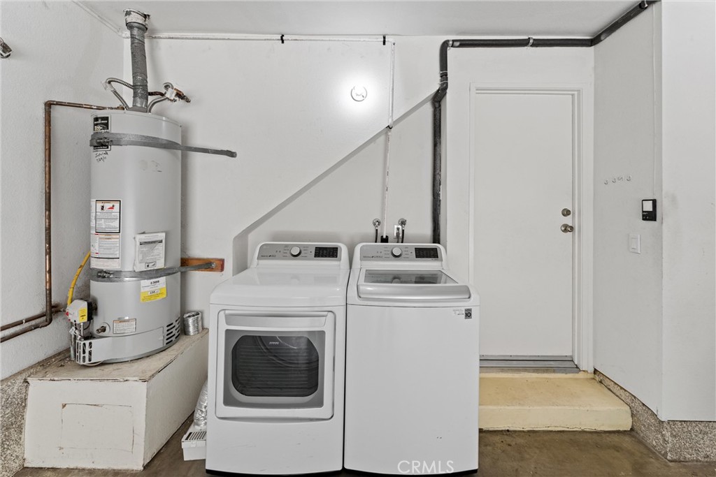 2317 Sandbar Drive 204