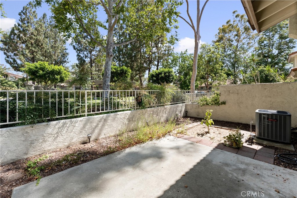 2317 Sandbar Drive 204