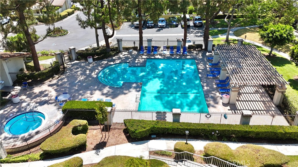 2317 Sandbar Drive 204