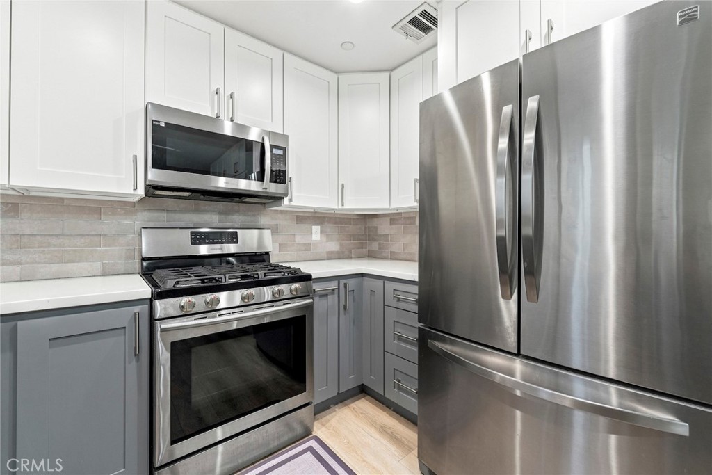 13421 Hubbard St #103