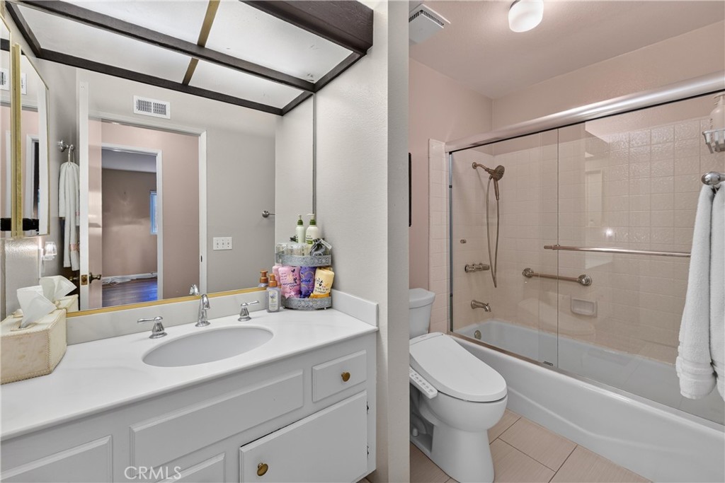 2224 Mountain Ridge