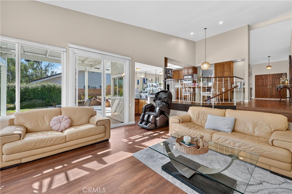 2224 Mountain Ridge