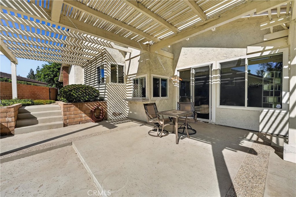 2224 Mountain Ridge