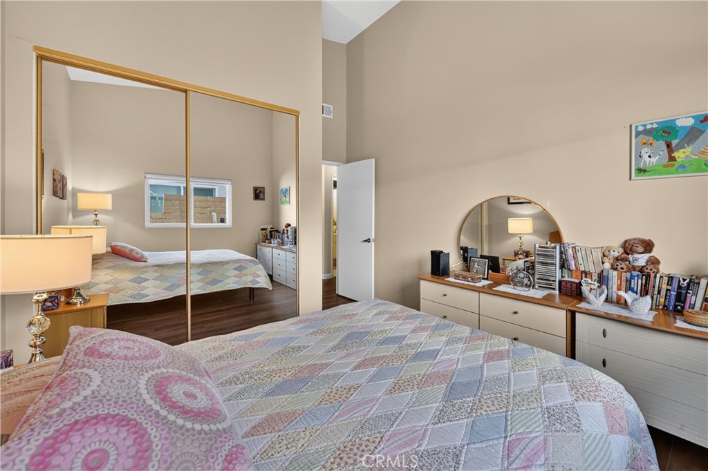 2224 Mountain Ridge