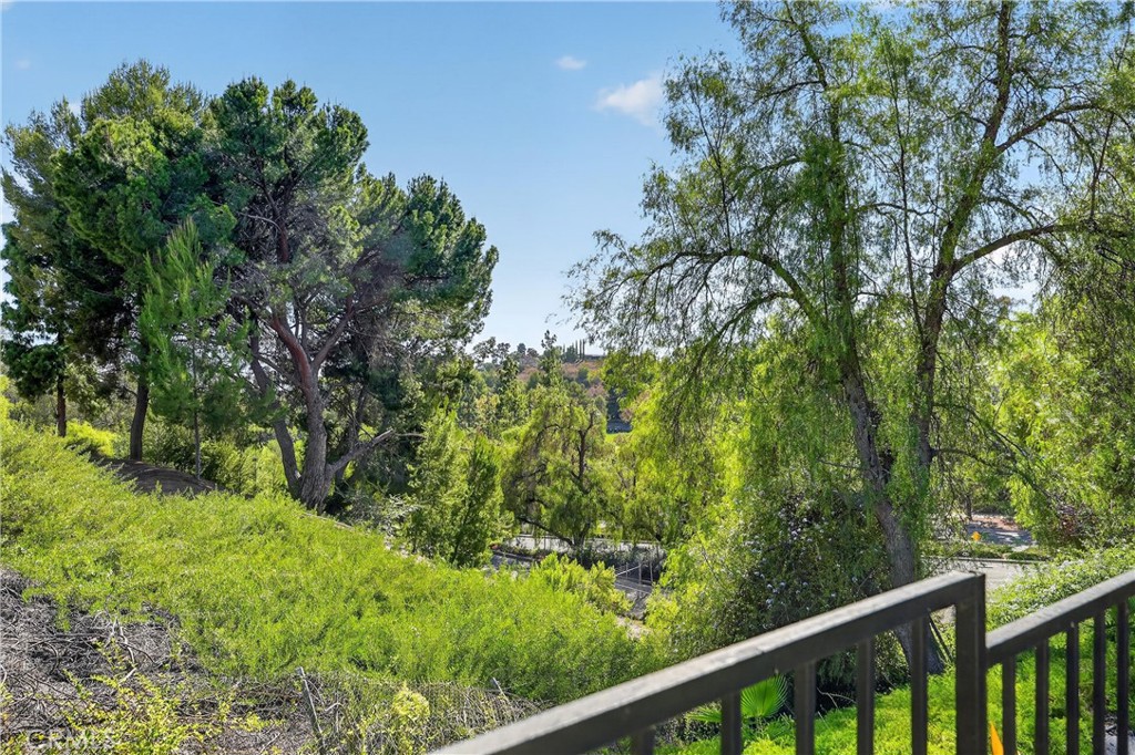 2224 Mountain Ridge