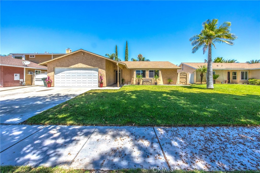 1049 Long Beach Drive