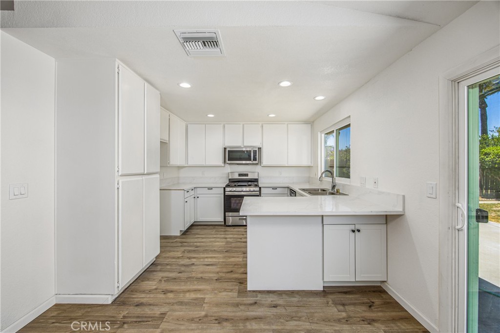 1049 Long Beach Drive