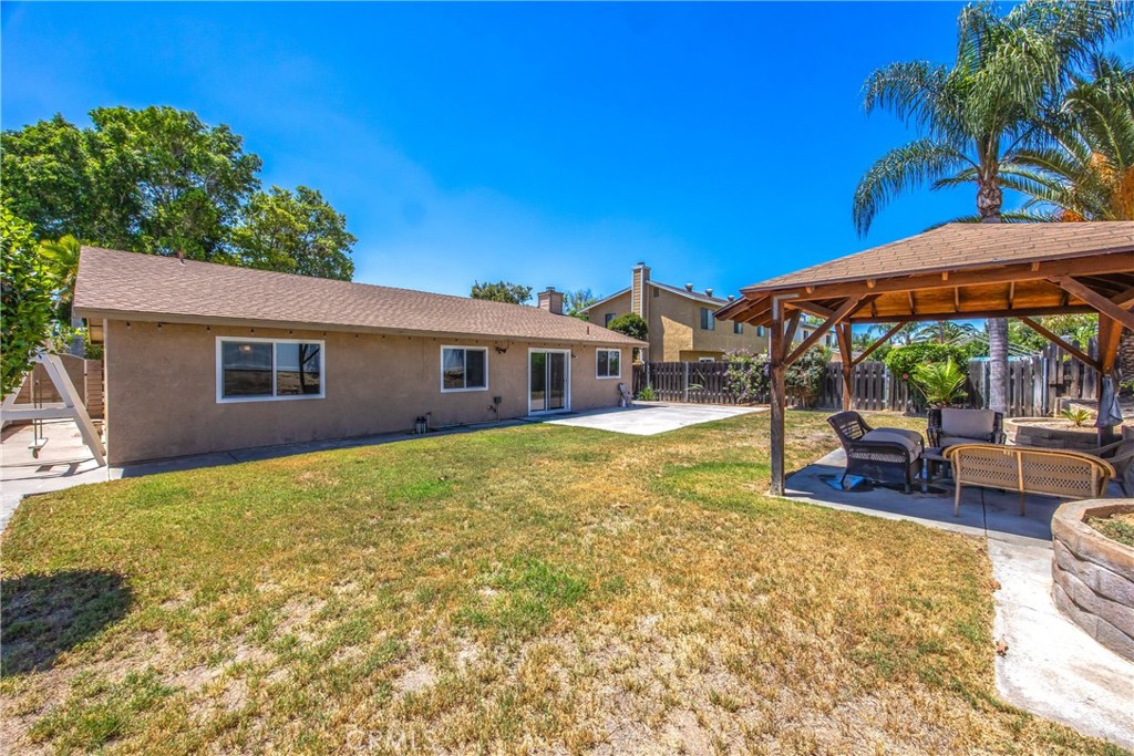1049 Long Beach Drive