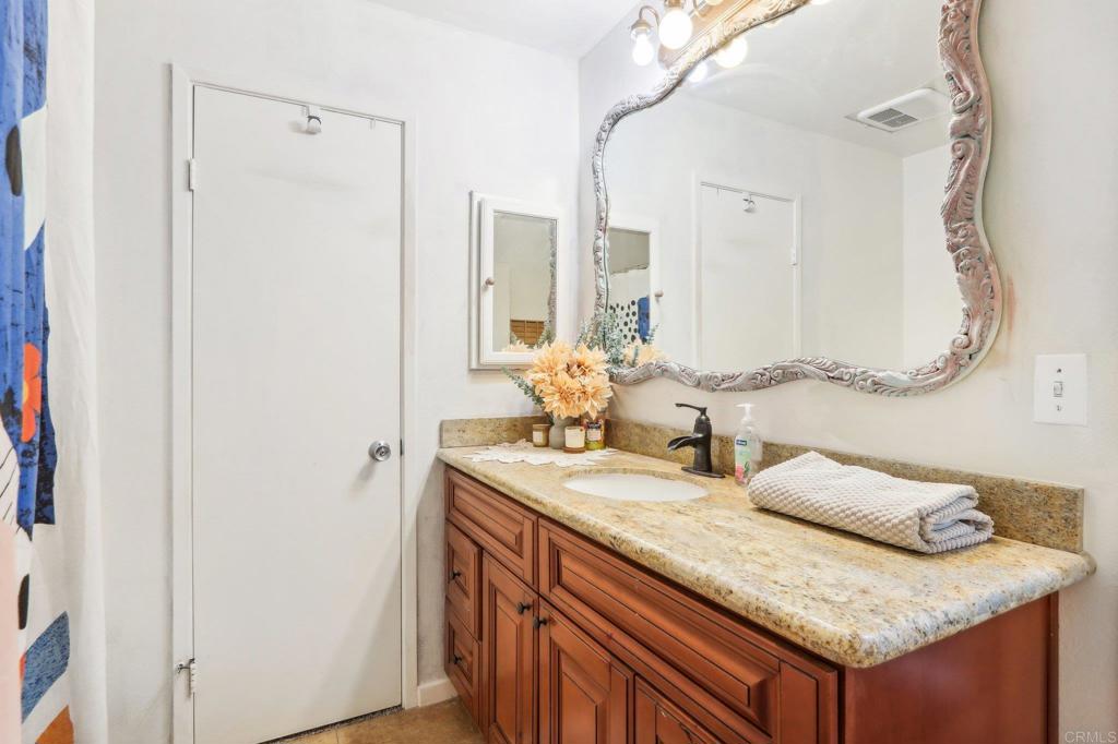 425 Los Arbolitos Boulevard