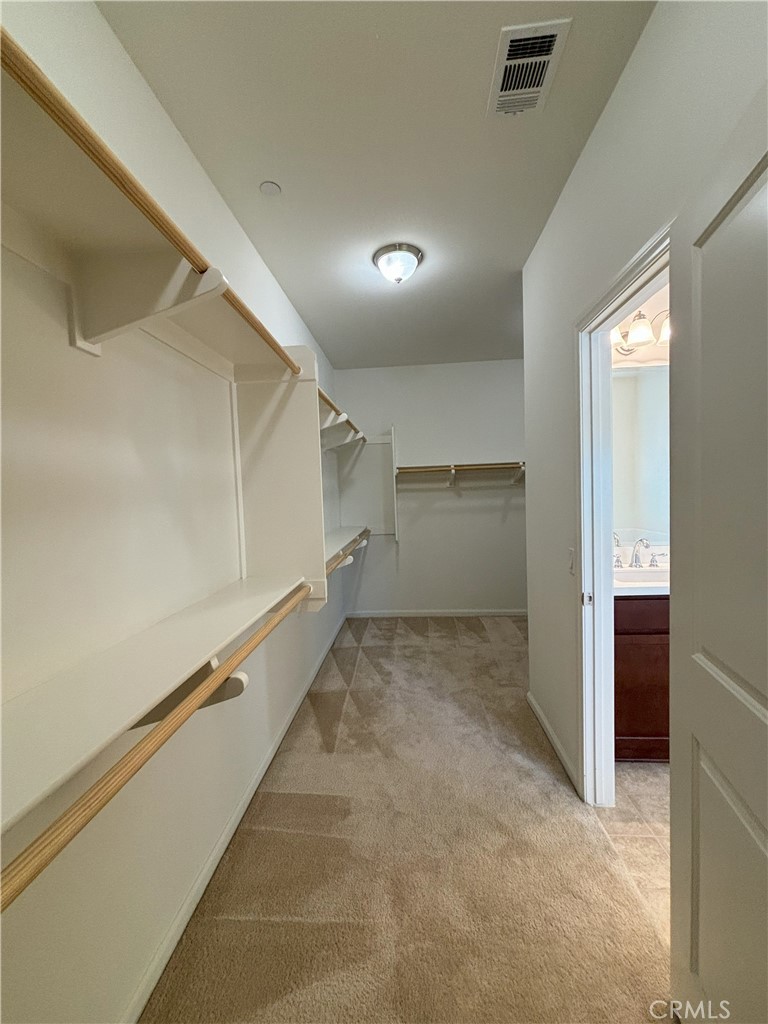 15801 Myrtlewood Avenue