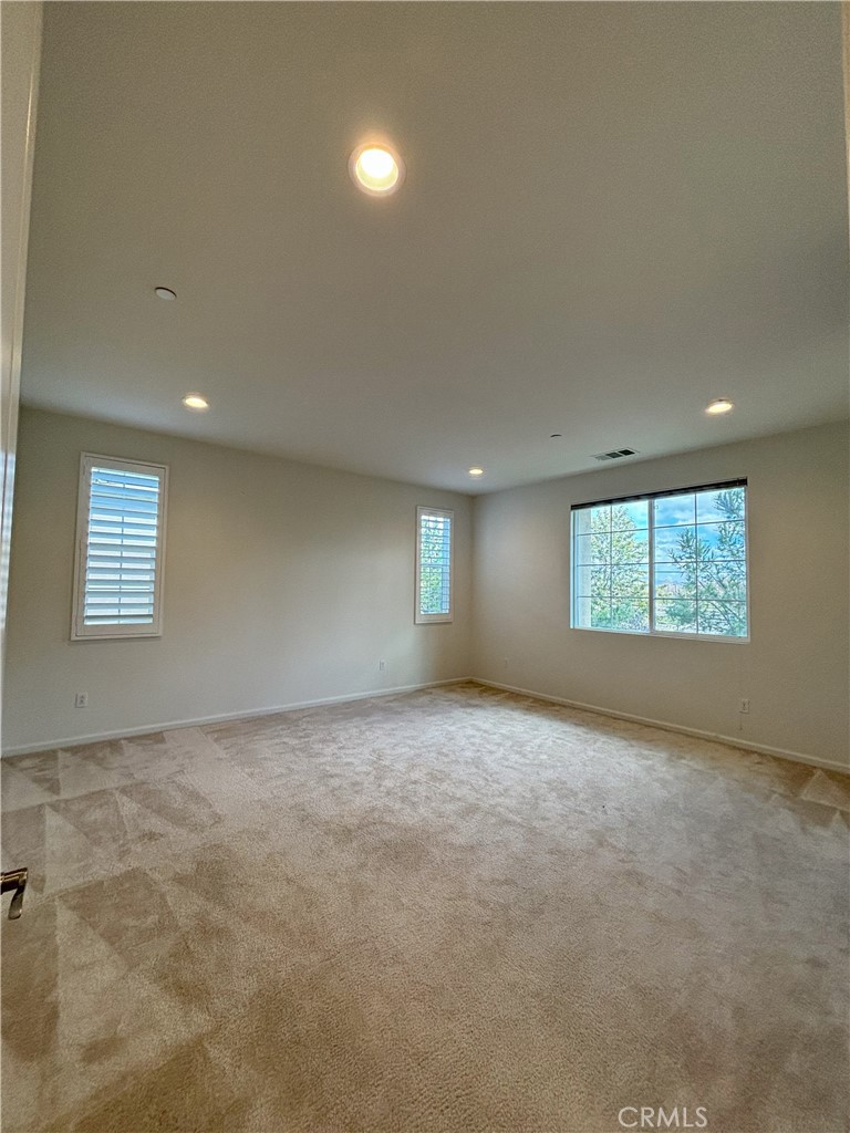 15801 Myrtlewood Avenue