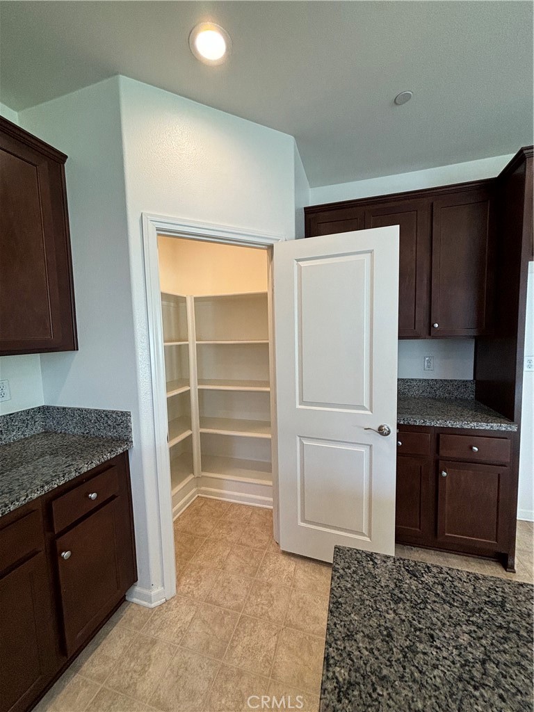 15801 Myrtlewood Avenue