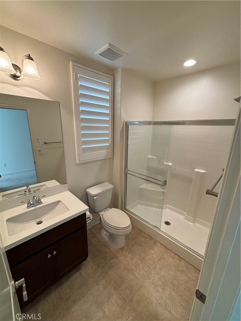 15801 Myrtlewood Avenue