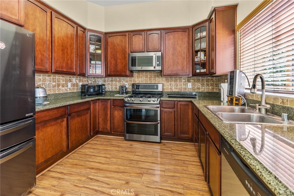 6920 Valmont Street 3